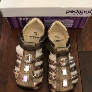 Vivían Bronze Pediped